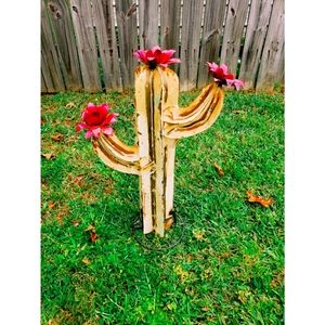 SOLD Texas Metal Art - Cactus - Western Style